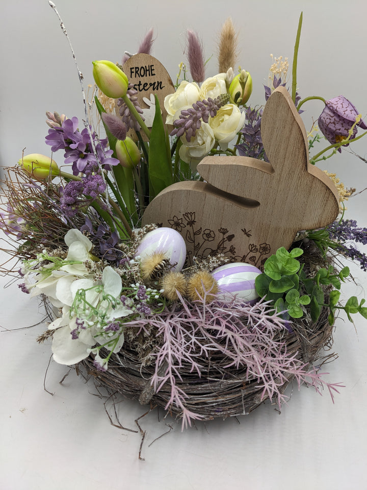Ostergesteck Frühlingsgesteck Frohe Ostern Tulpen Hase lila