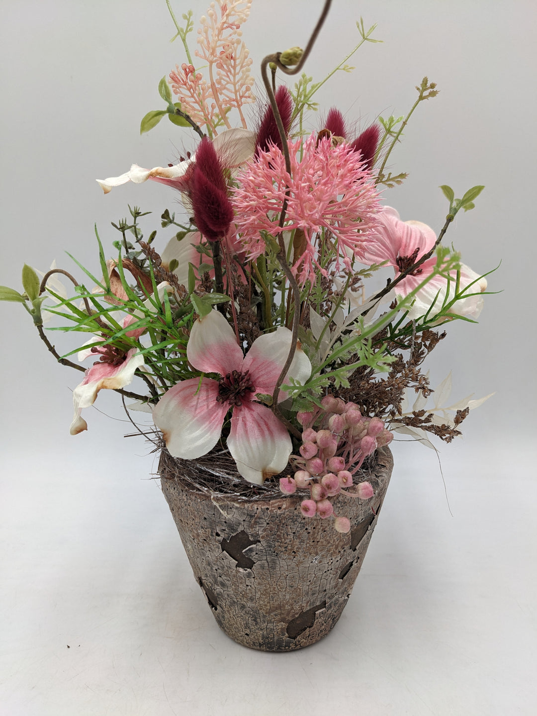 Frühlingsgesteck Gräser rosa