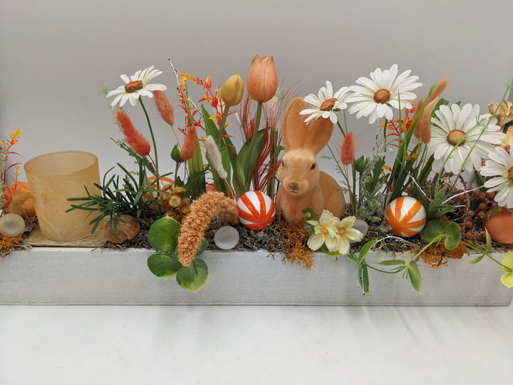 Ostergesteck Frühlingsgesteck Teelicht Hase orange