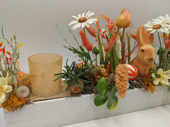 Ostergesteck Frühlingsgesteck Teelicht Hase orange