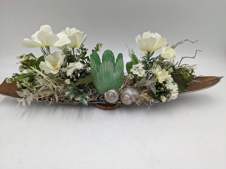 Tischgesteck Frühling Teelicht Schnecken weiss