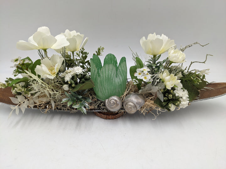 Tischgesteck Frühling Teelicht Schnecken weiss