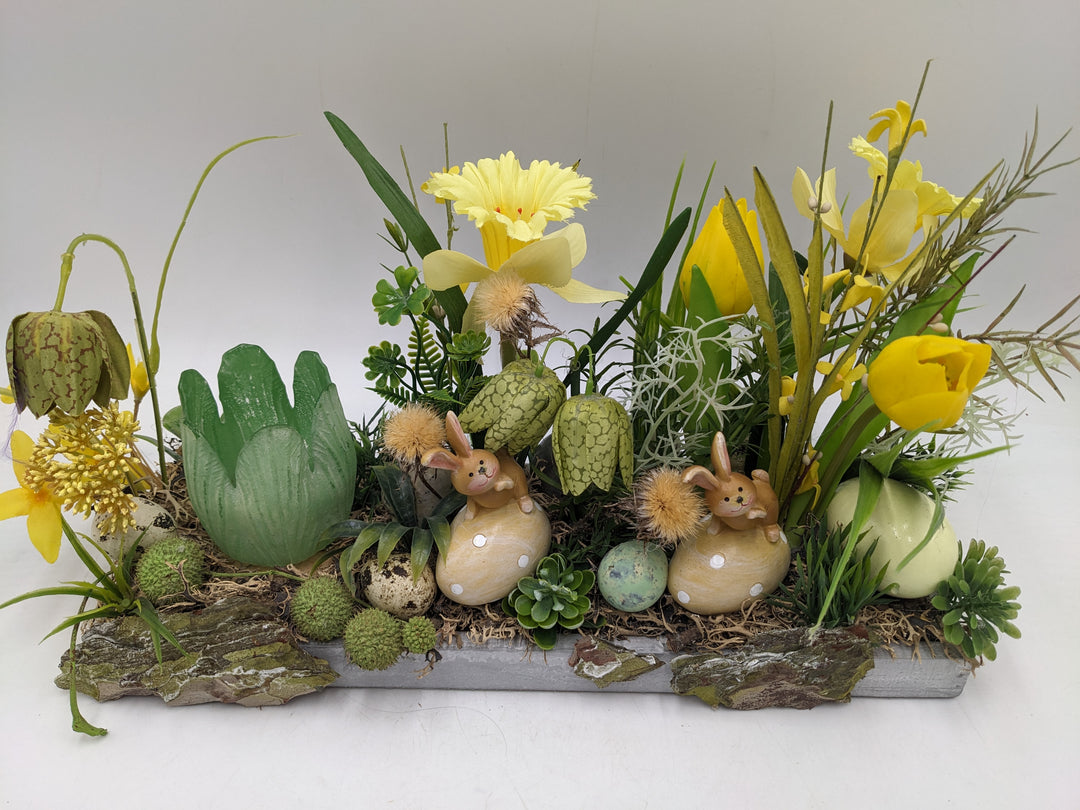 Ostergesteck Frühlingsgesteck Teelicht Tulpen gelb