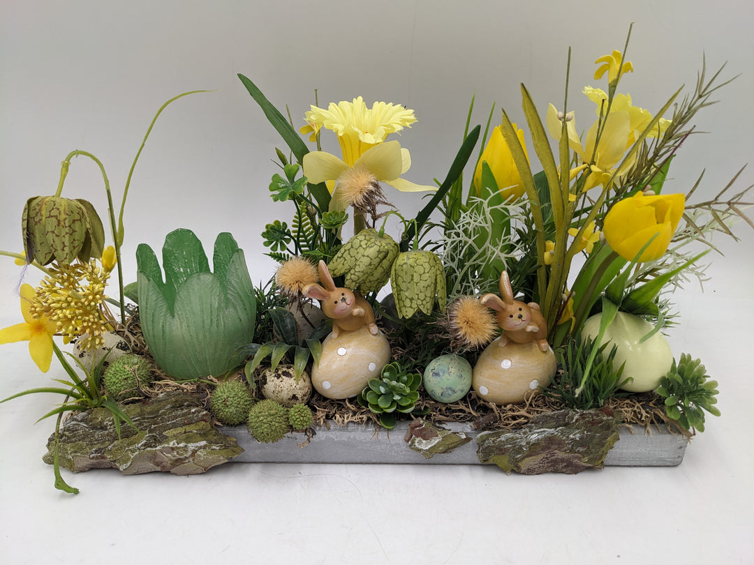 Ostergesteck Frühlingsgesteck Teelicht Tulpen gelb