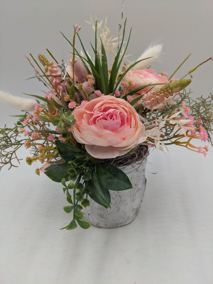 Frühlingsgesteck Muscari Gräser creme rosa