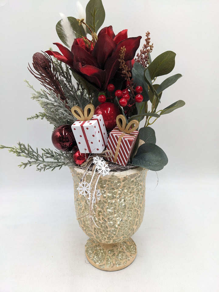 Weihnachtsgesteck Amaryllis Eukalyptus rot