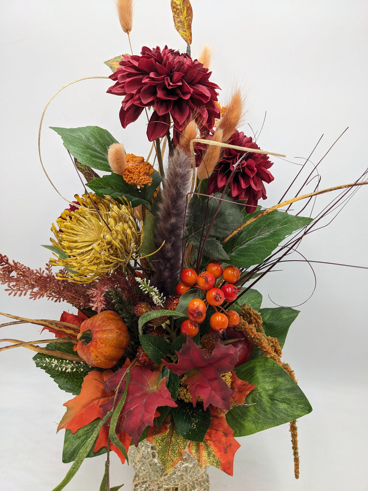 Herbstgesteck Kürbis orange dunkelrot