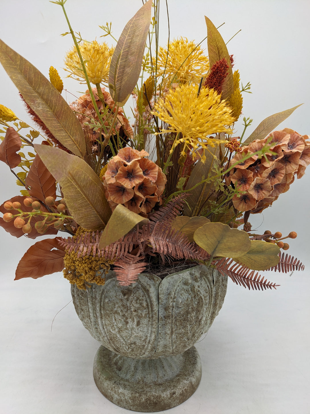 Herbstgesteck Gräser gelb orange apricote