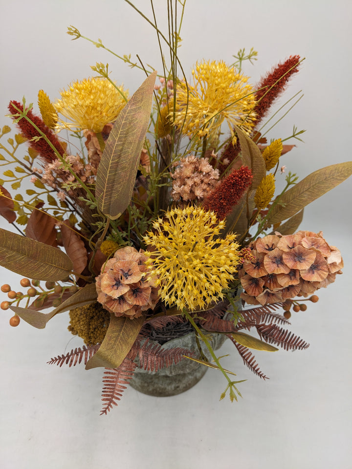 Herbstgesteck Gräser gelb orange apricote