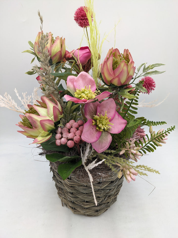 Frühlingsgesteck Christrose Gräser Faru rosa
