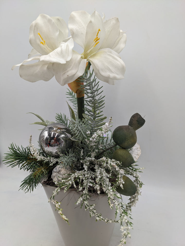 Wintergesteck Orchidee Tanne silber weiss