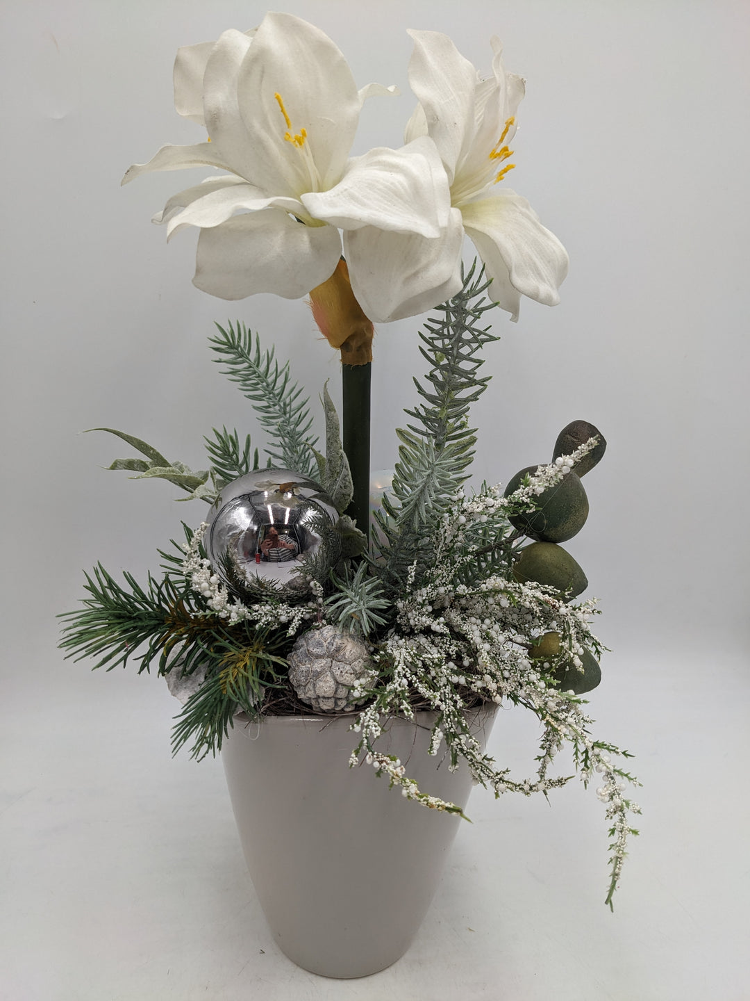 Wintergesteck Orchidee Tanne silber weiss