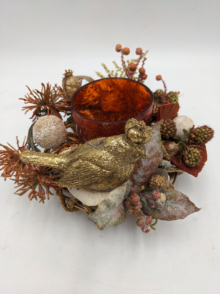 Herbstgesteck Vogel Teelicht Beeren gold