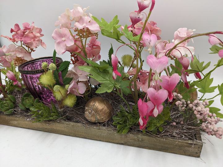 Frühlingsgesteck Tränendes Herz Teelicht Hortensie rosa