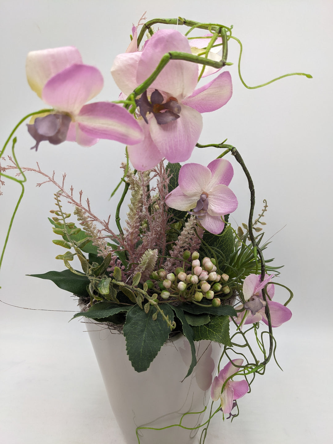 Sommergesteck Orchidee rosa grau