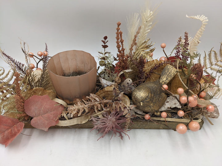 Herbstgesteck Teelicht Vogel Beeren gold