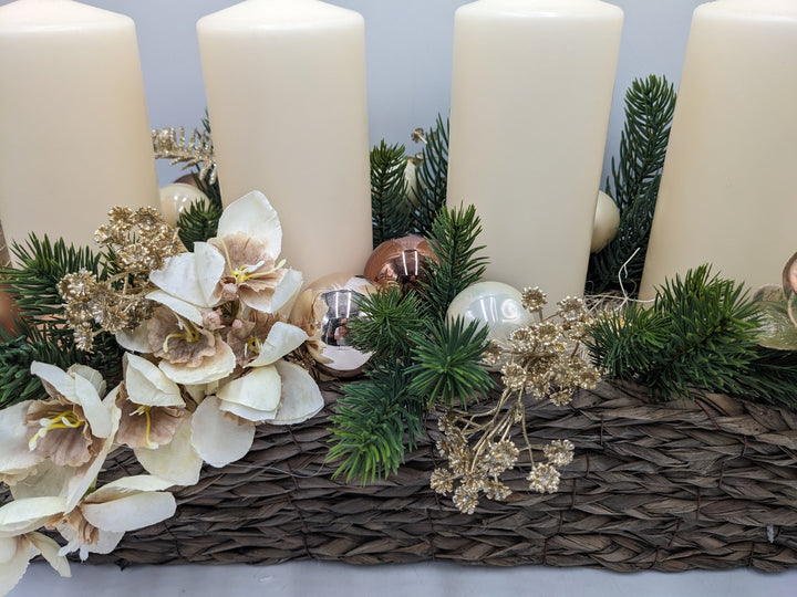 Weihnachtsgesteck Amaryllis gold braun creme