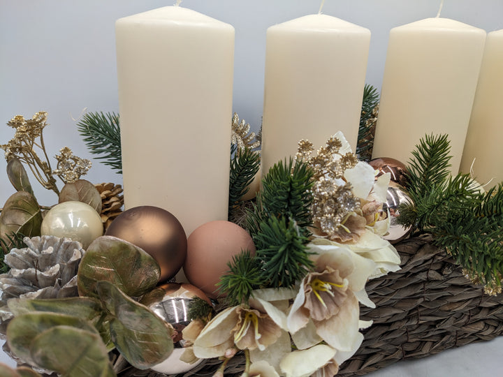 Weihnachtsgesteck Amaryllis gold braun creme