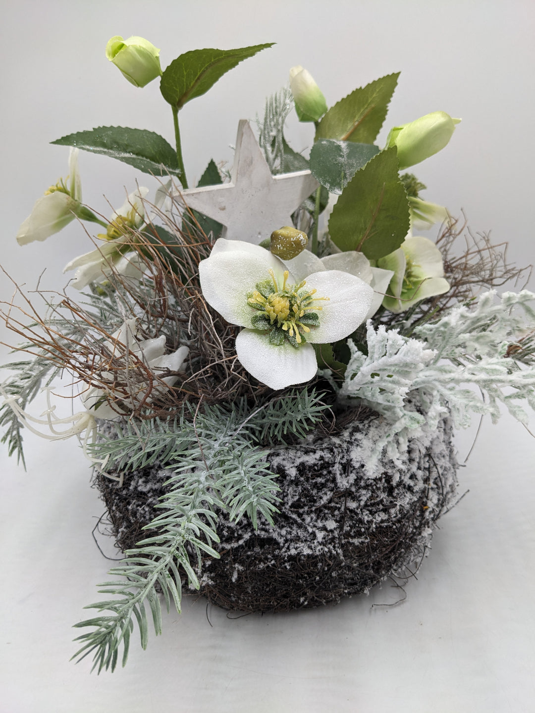 Wintergesteck Christrosen Stern Tanne weiss