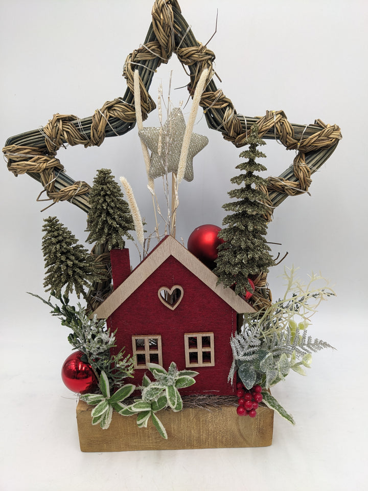 Wintergesteck Weihnachtsgesteck LED Stern Haus Tannen silber