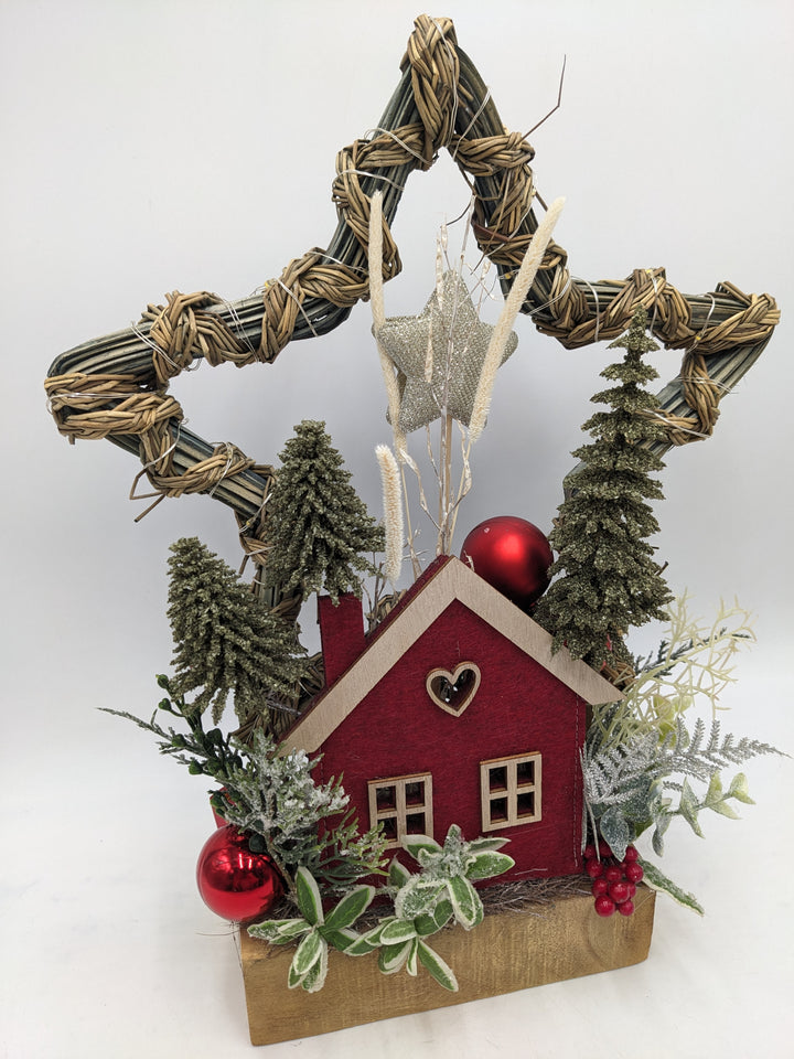 Wintergesteck Weihnachtsgesteck LED Stern Haus Tannen silber