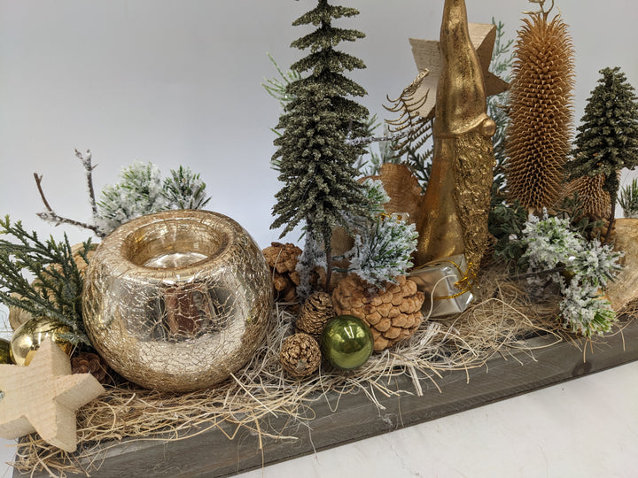 Weihnachtsgesteck Teelicht Bäume Weihnachtsmann gold