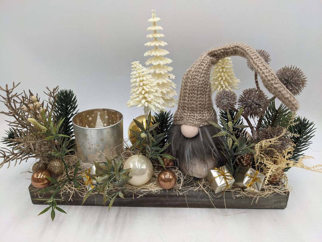 Wintergesteck Teelicht Wichtel Bäume creme