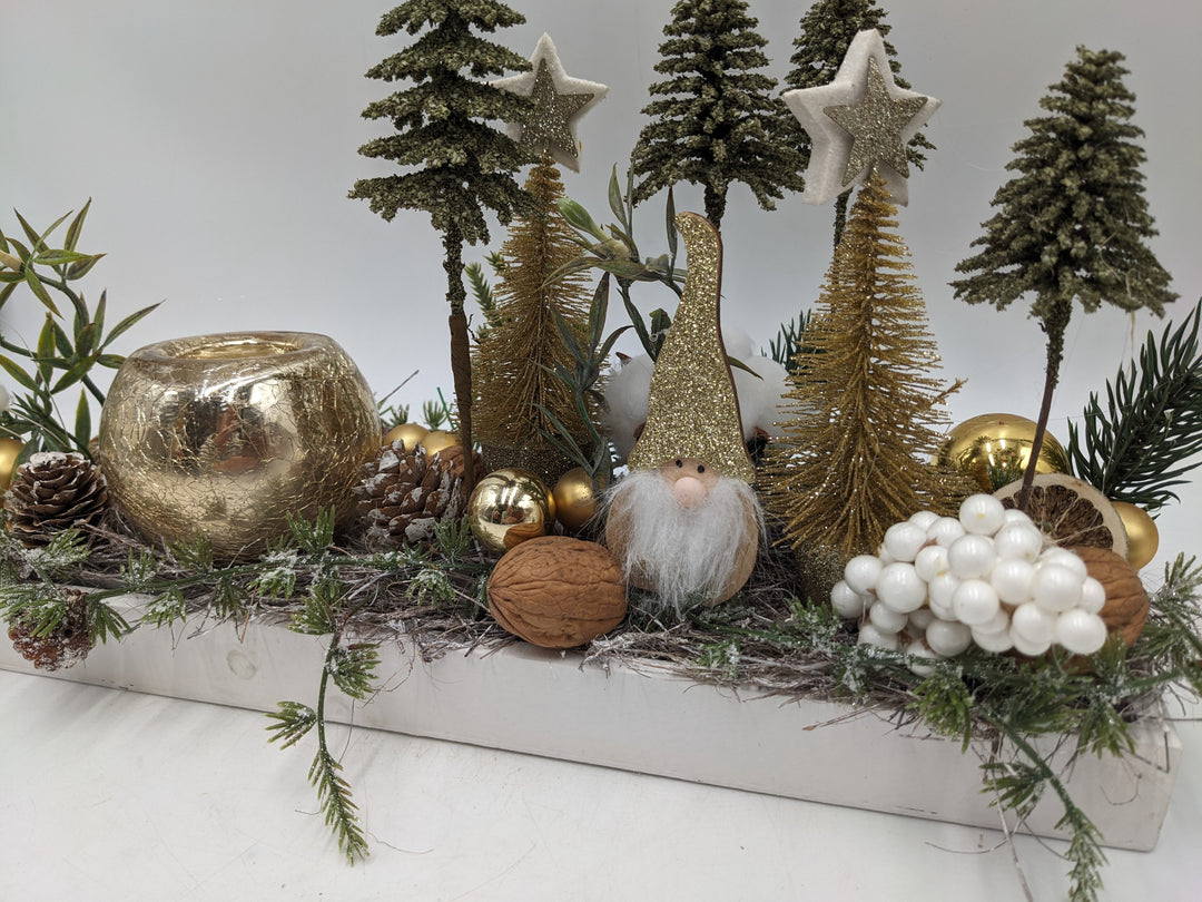 Weihnachtsgesteck Teelicht Bäume Wichtel gold