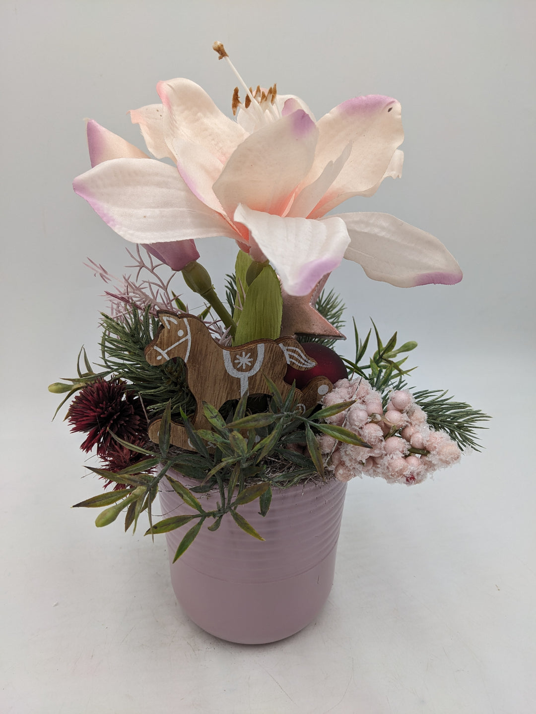 Wintergesteck Amaryllis Distel Stern rosa