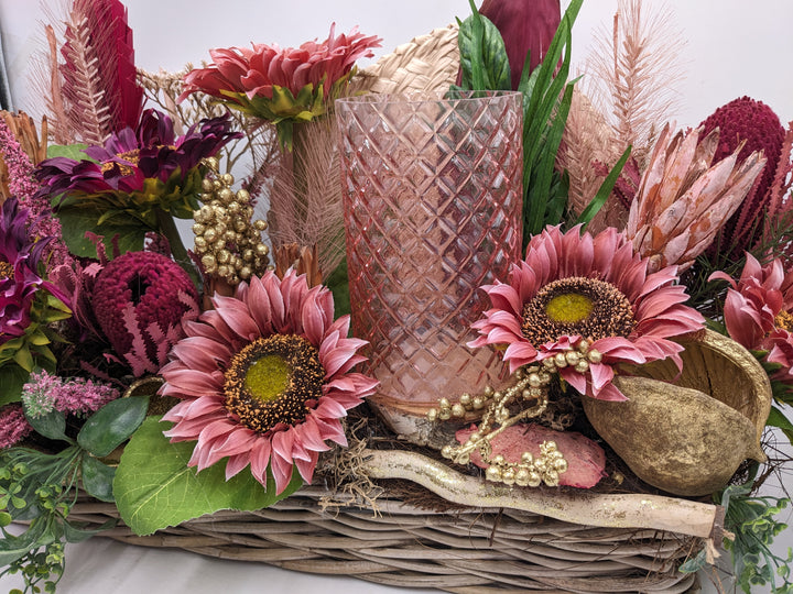 Sommergesteck Sonnenblumen Teelicht rosa