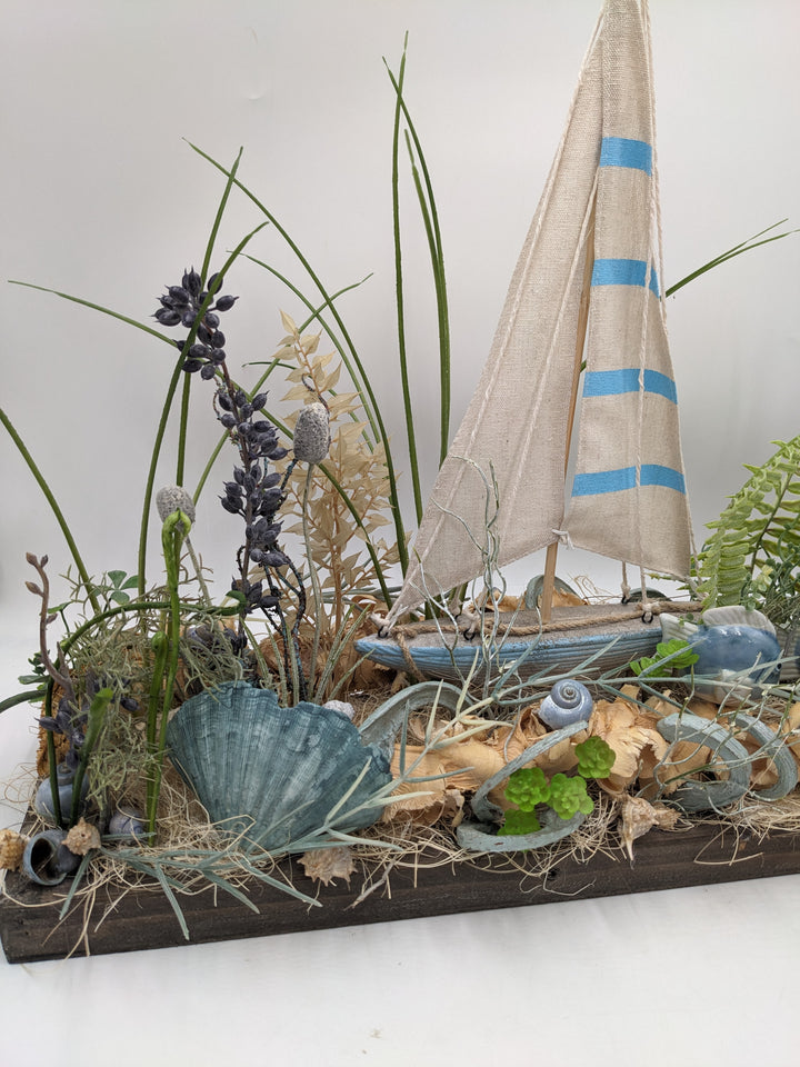 Sommergesteck Schiff Fische maritim blau