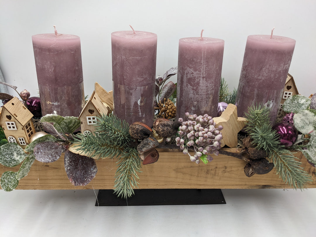 Adventsgesteck Häuser natur altrosa