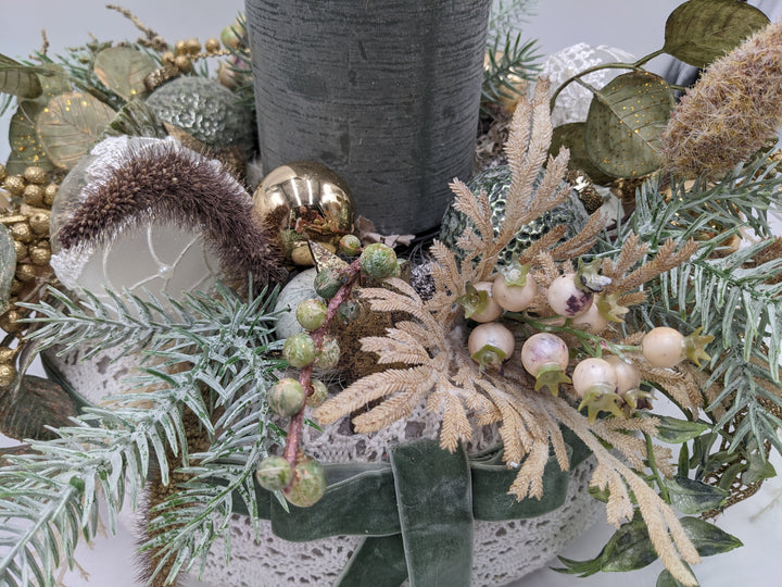 Wintergesteck Beeren mint gold