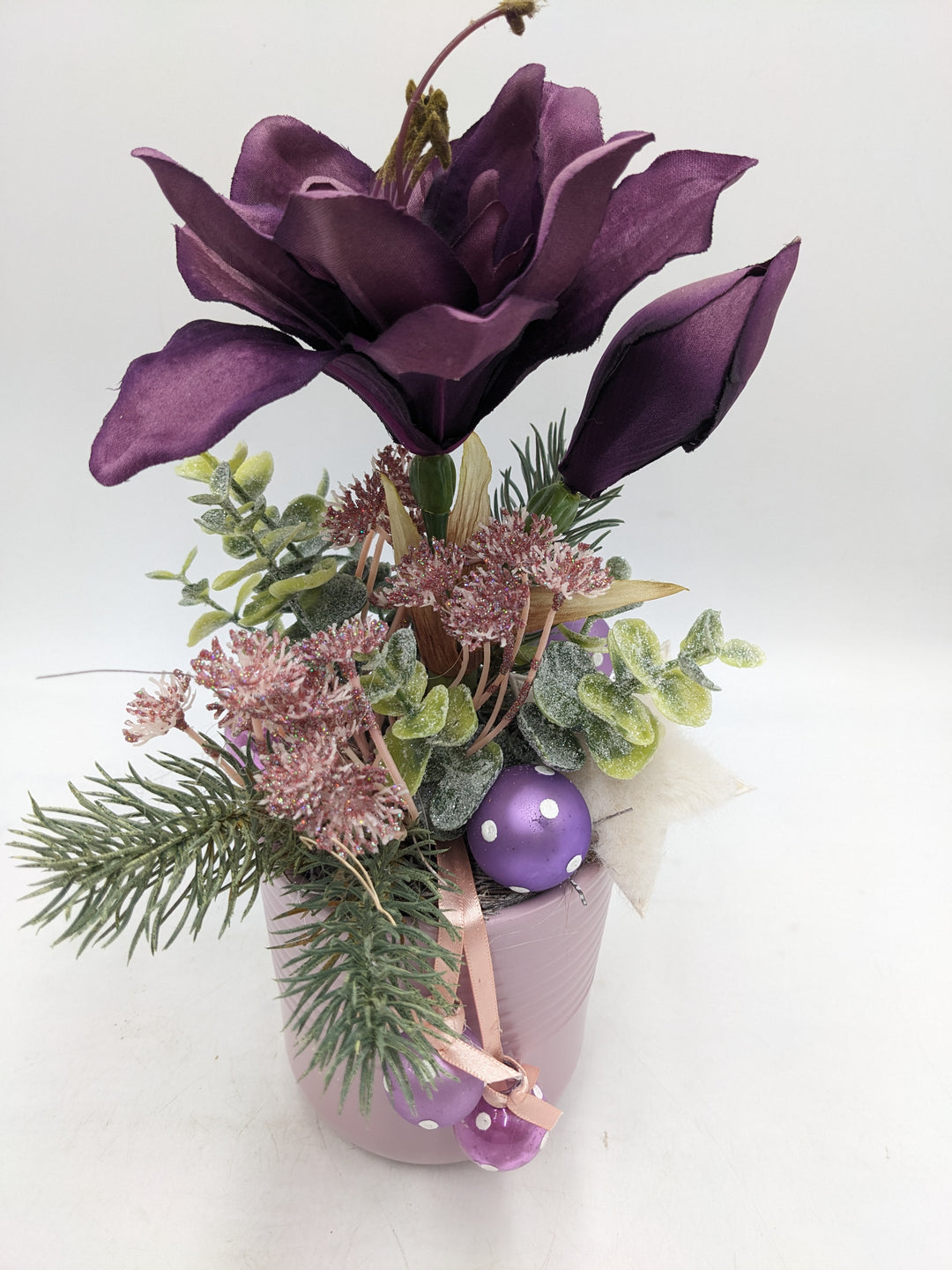 Wintergesteck Amaryllis Stern Kugeln lila