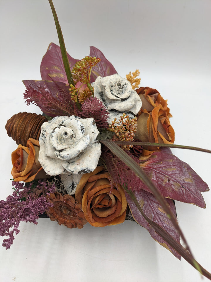 Trauergesteck Rosen orange lila