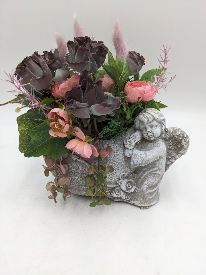 Trauergesteck Engel Rosen lila rosa