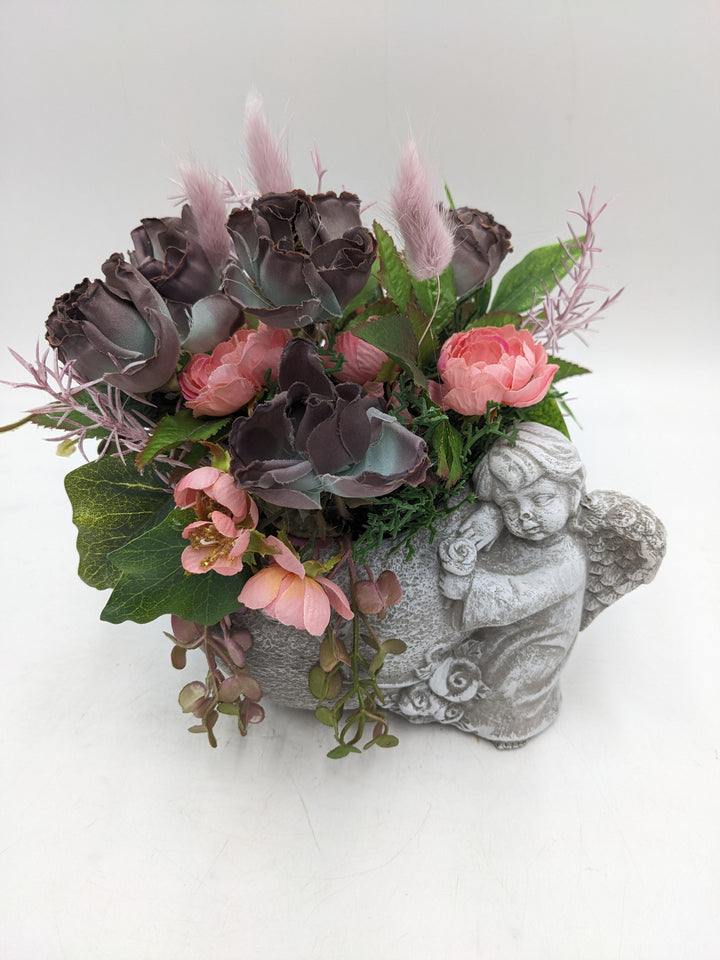 Trauergesteck Engel Rosen lila rosa
