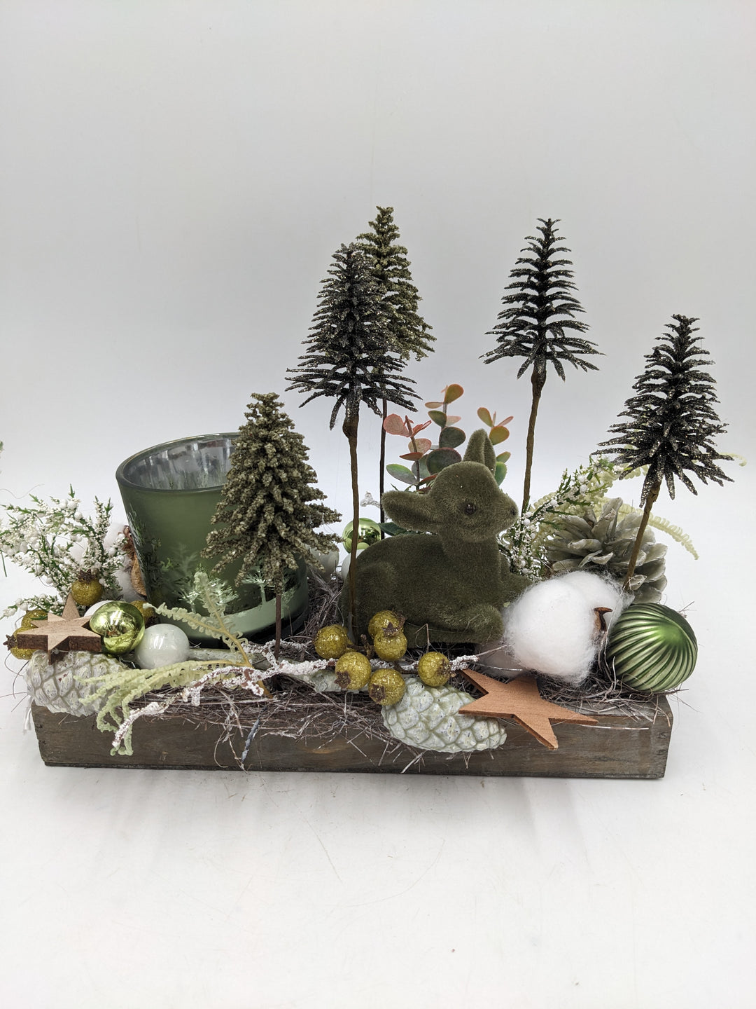 Wintergesteck Teelicht Reh Bäume grün