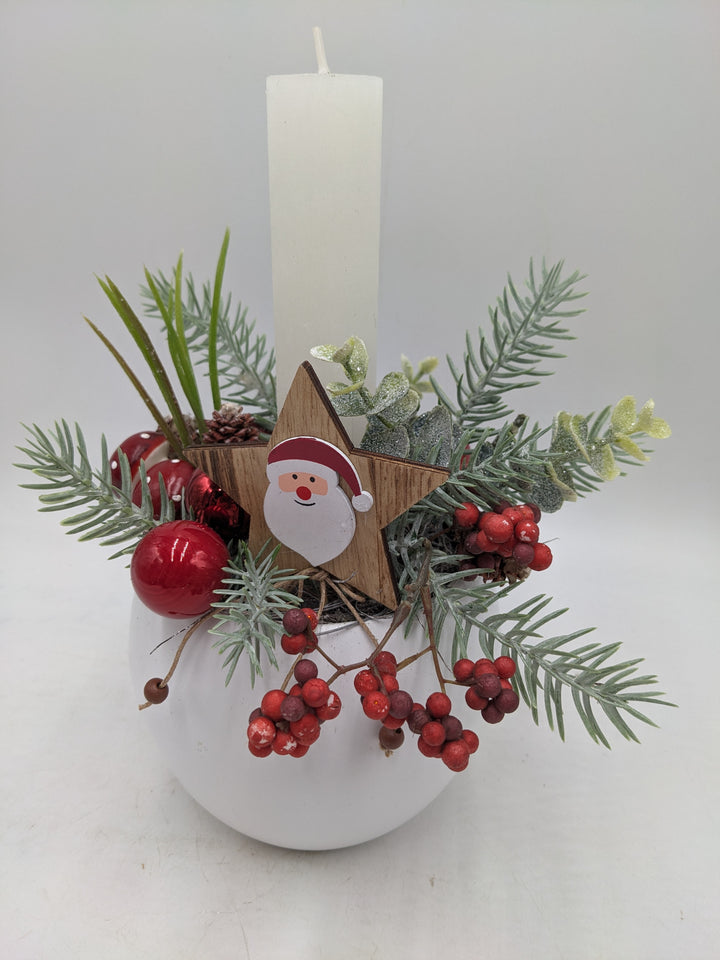 Weihnachtsgesteck Beeren Pilze Stern rot weiss