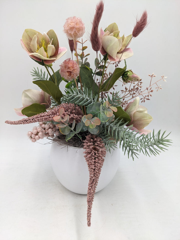 Frühlingsgesteck Christrose Gräser mint rosa