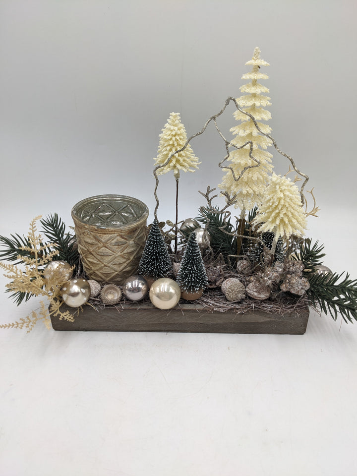 Wintergesteck Teelicht Bäume creme