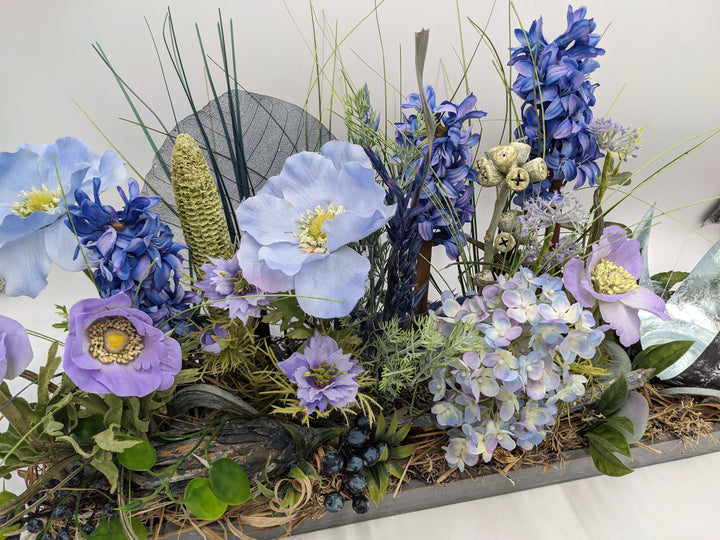 Frühlingsgesteck Teelicht lila blau