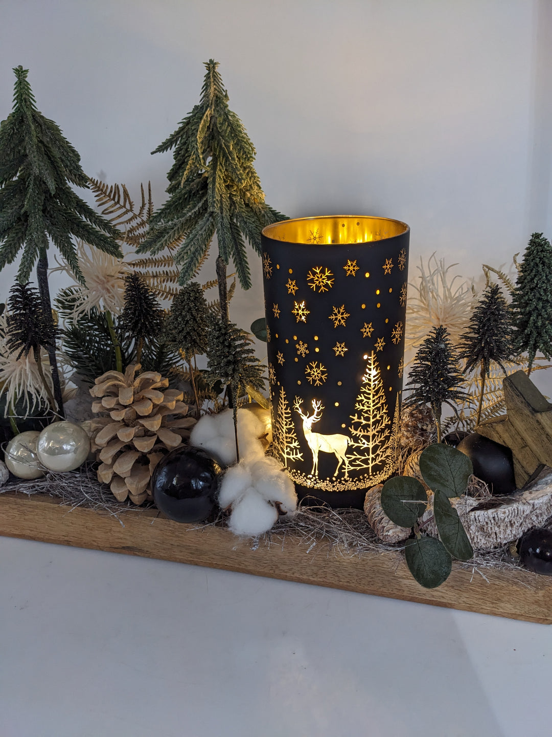 Wintergesteck LED Wald Windlicht Bäume