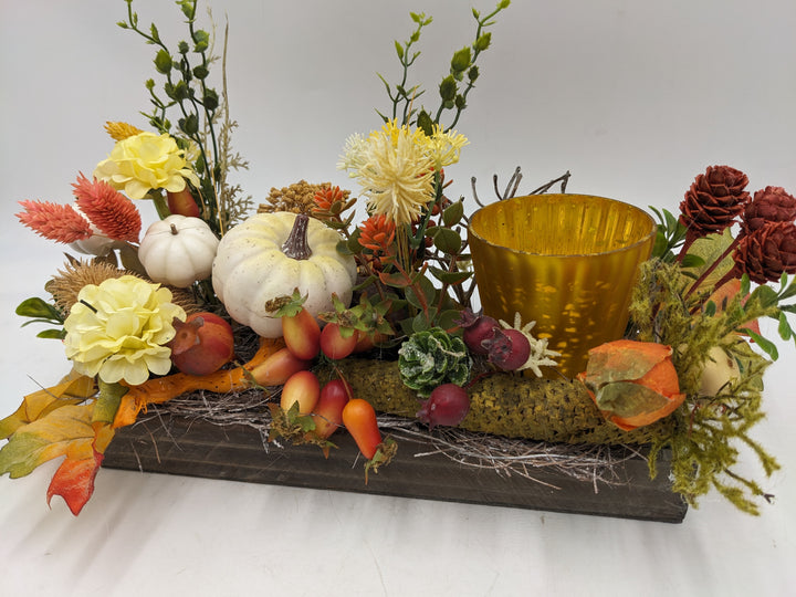 Herbstgesteck Kürbis Teelicht gelb orange