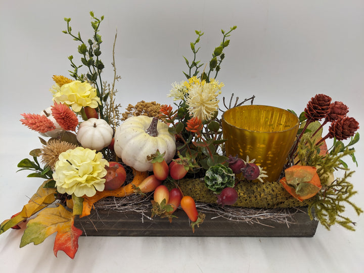 Herbstgesteck Kürbis Teelicht gelb orange