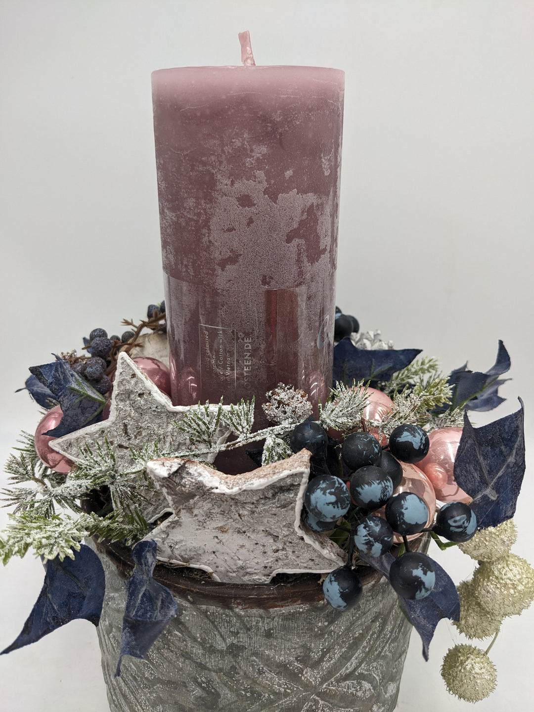 Wintergesteck Beeren Sterne rosa blau