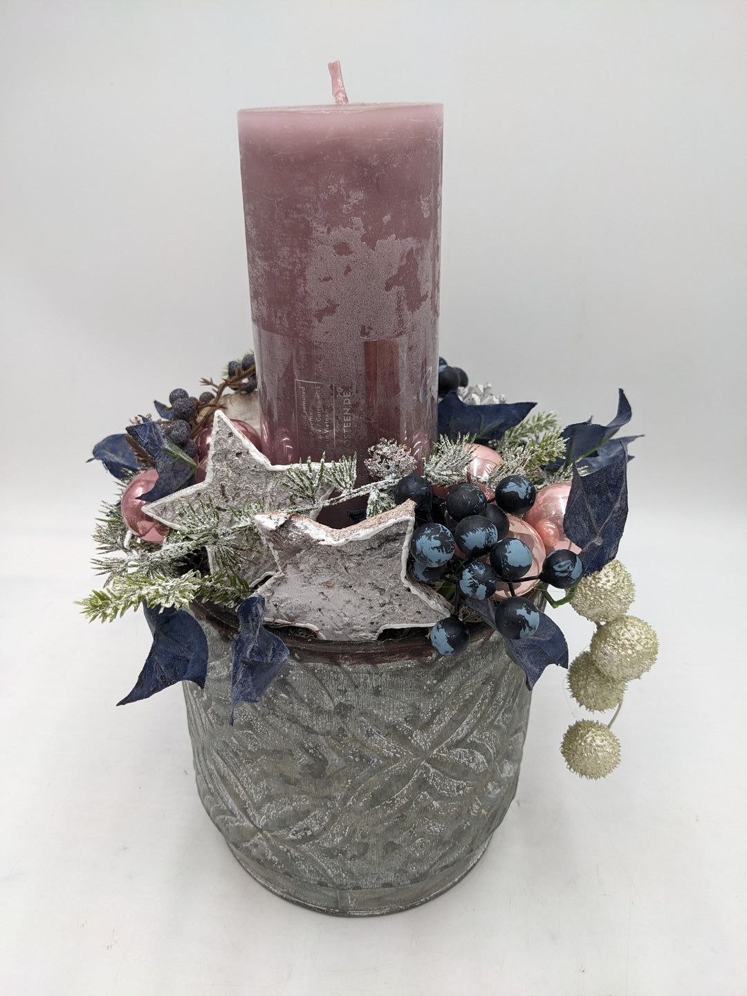 Wintergesteck Beeren Sterne rosa blau