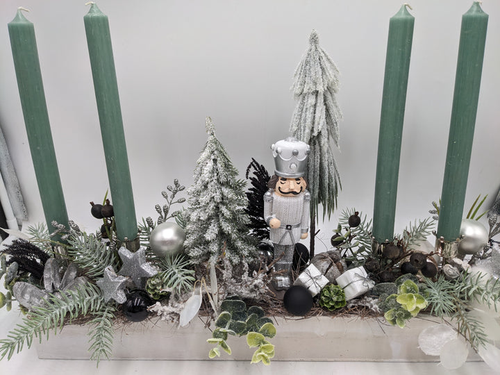 Weihnachtsgesteck Salbei Bäume silber