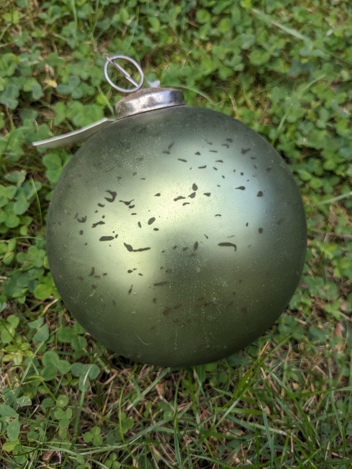 Weihnachtskugel hellgrün