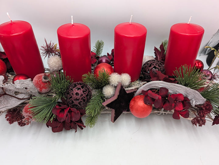 Adventsgesteck Stern Hortensie rot